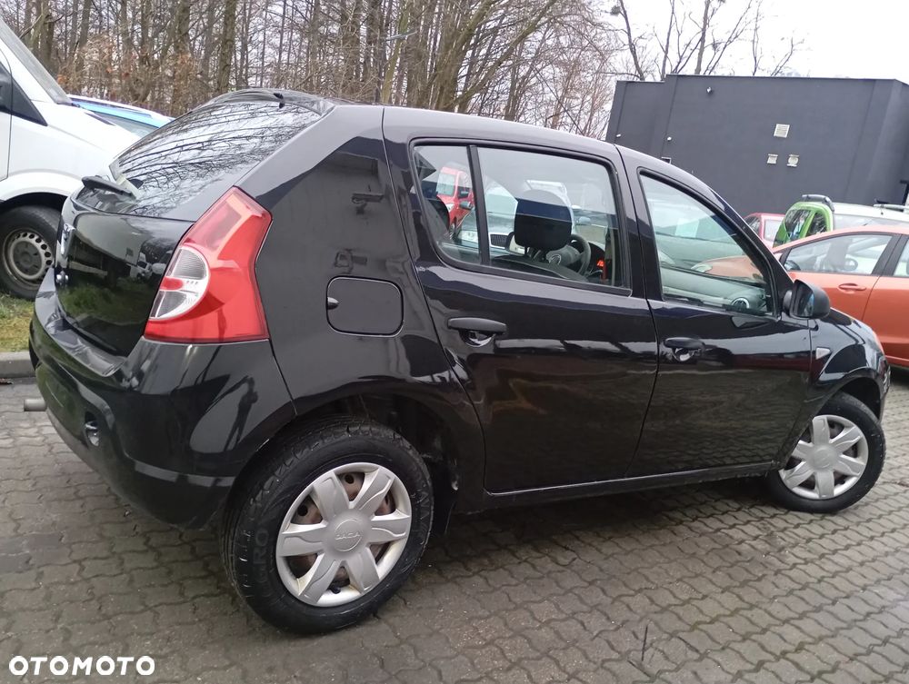 Dacia Sandero 1.2 16V 75 Live II - 23