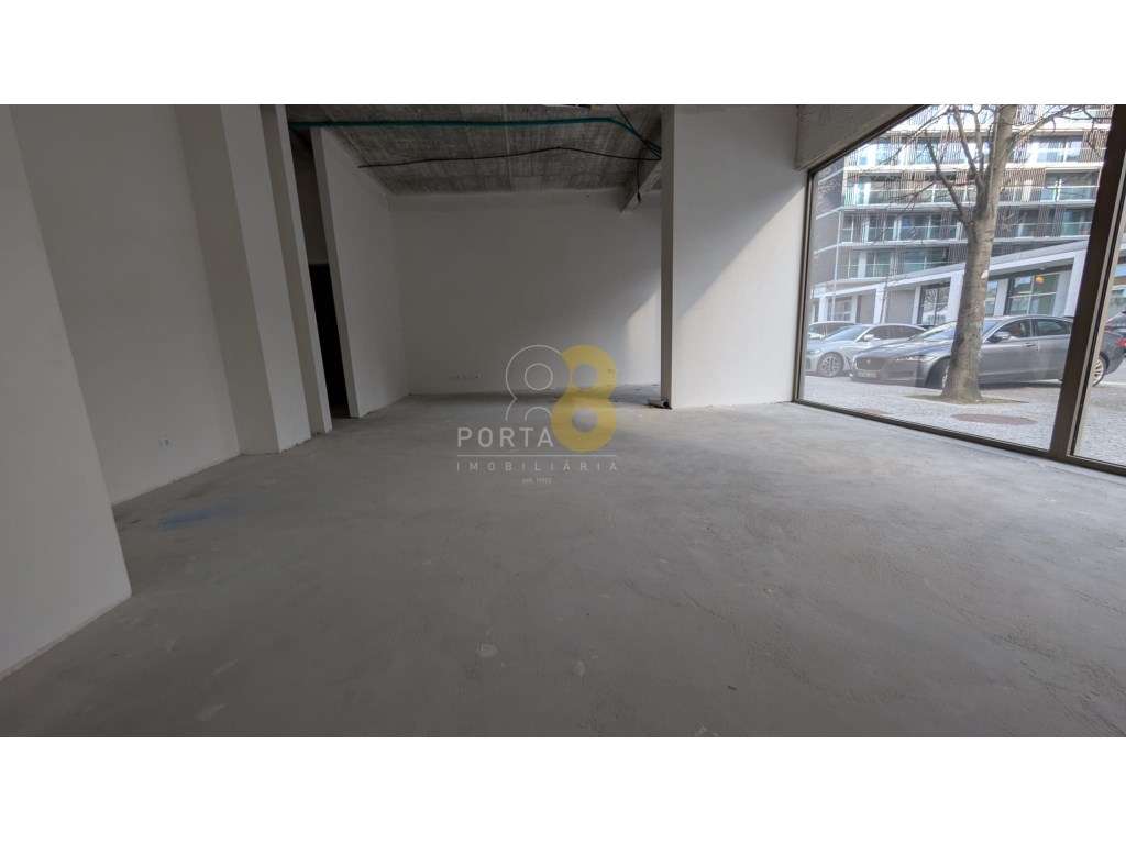 Espaço Comercial Novo em Matosinhos Sul - Localização Premium - Grande imagem: 3/20
