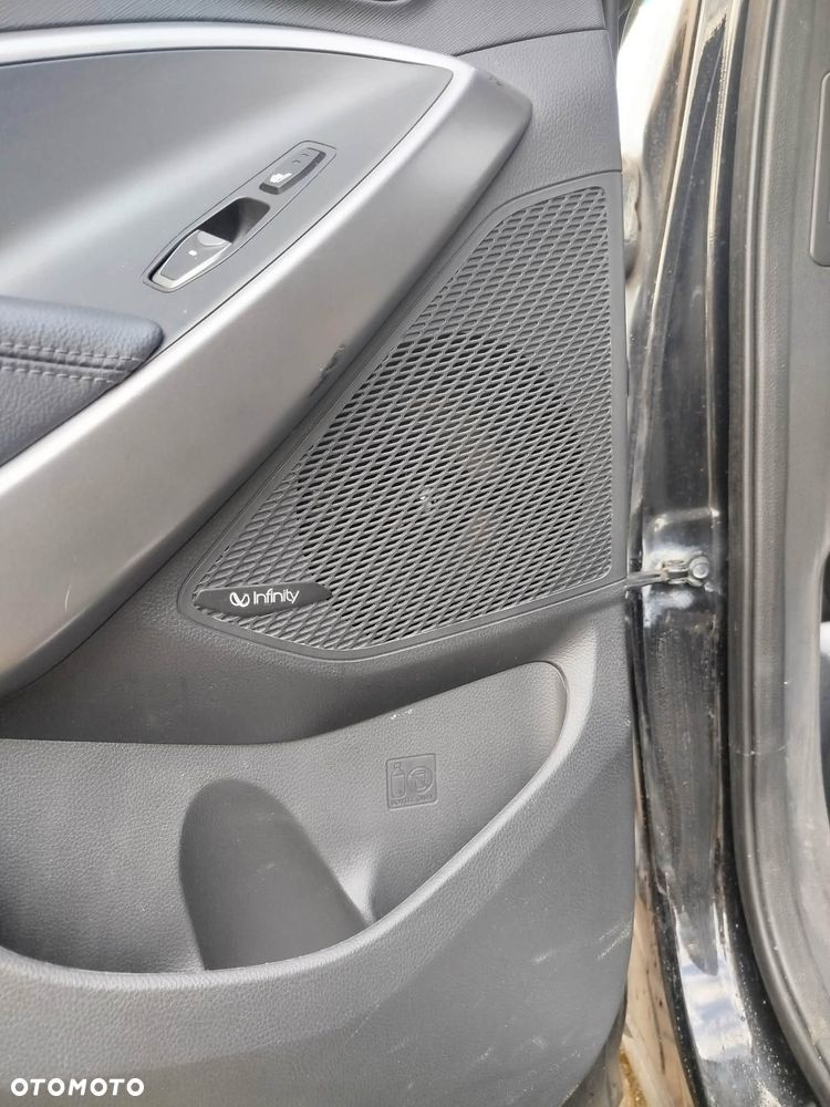 Hyundai Santa Fe 2.0 T Sport Utility - 27