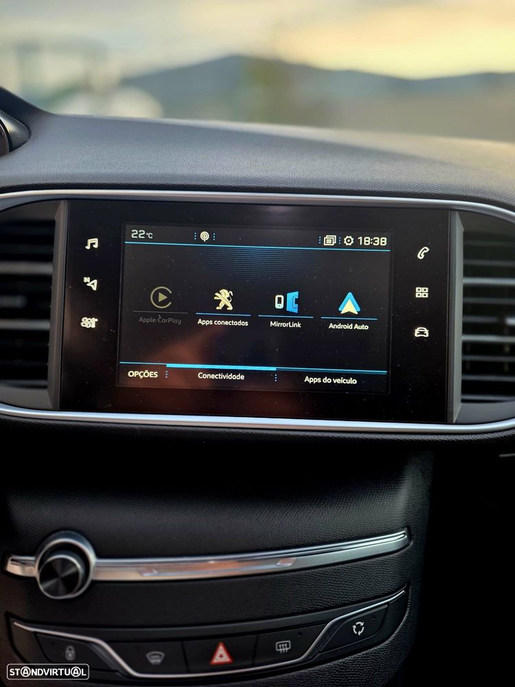 Peugeot 308 SW e-HDi 115 Stop & Start Allure - 17