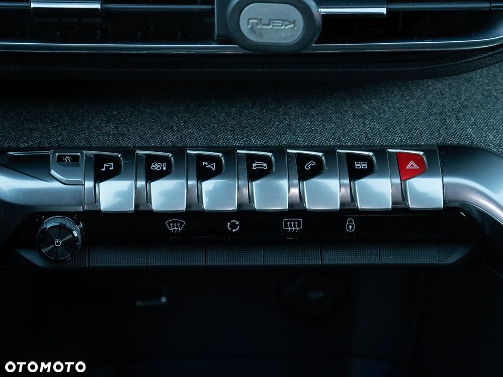 Peugeot 3008 BlueHDi 120 Stop & Start EAT6 Allure - 28