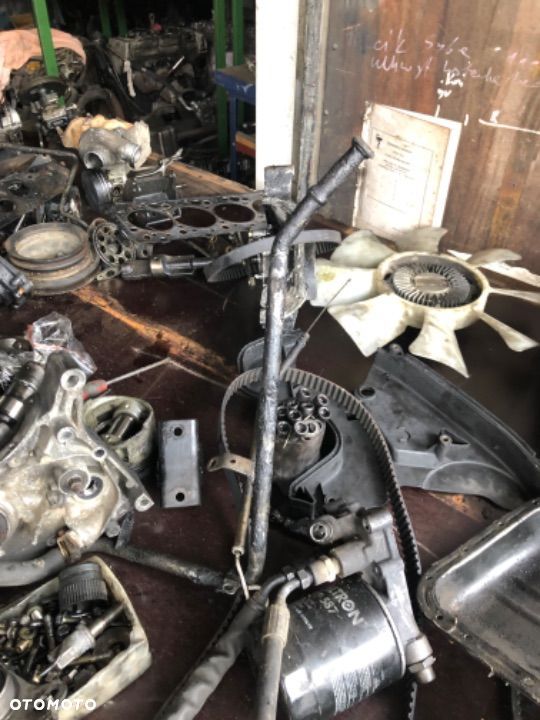 Pompa wtryskowa mitsubishi pajero 2 l200 2.5 - 4