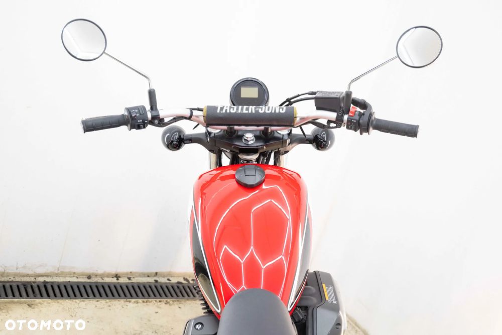 Yamaha SCR - 22