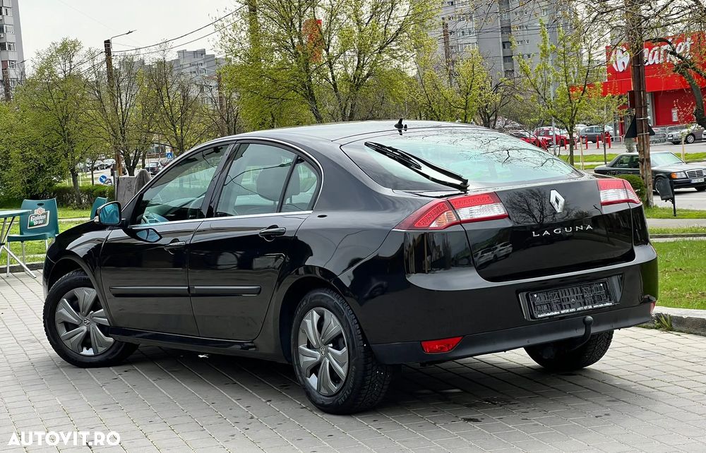 Renault Laguna dCi 110 FAP Limited - 9