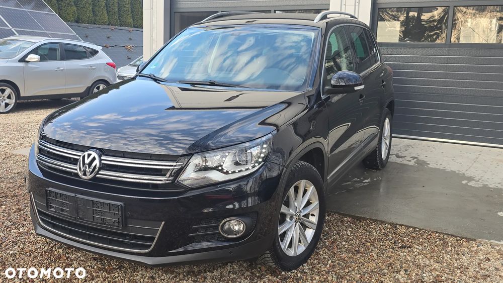 Volkswagen Tiguan 2.0 TDI DPF 4Motion BlueMotion Technology Lounge Sport & Style - 4