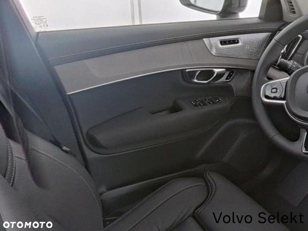 Volvo XC 90 - 7