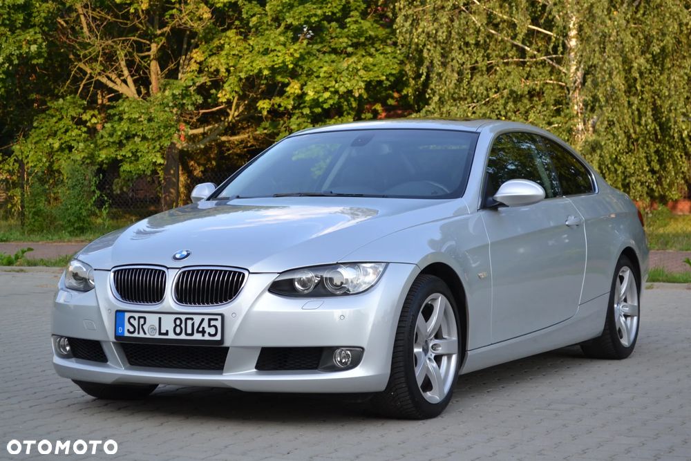 BMW Seria 3 325i - 17