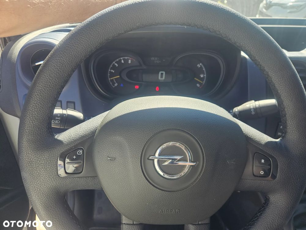 Opel VIVARO - 7