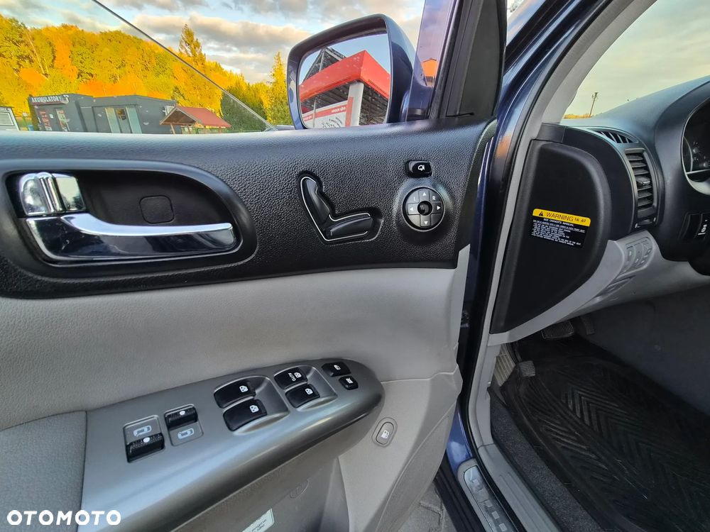 Kia Carnival - 13