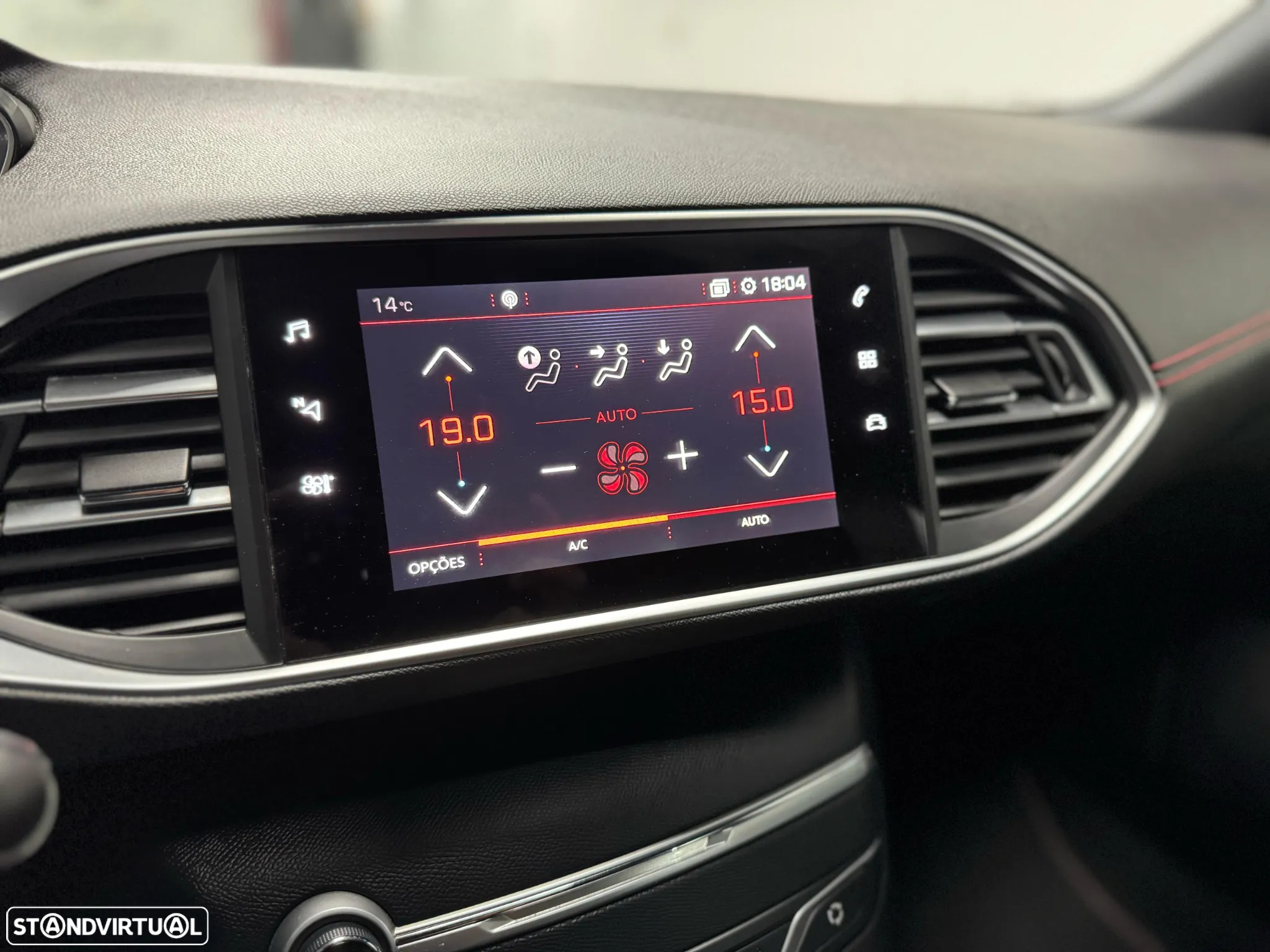 Peugeot 308 SW 1.5 BlueHDi GT EAT8 - 14