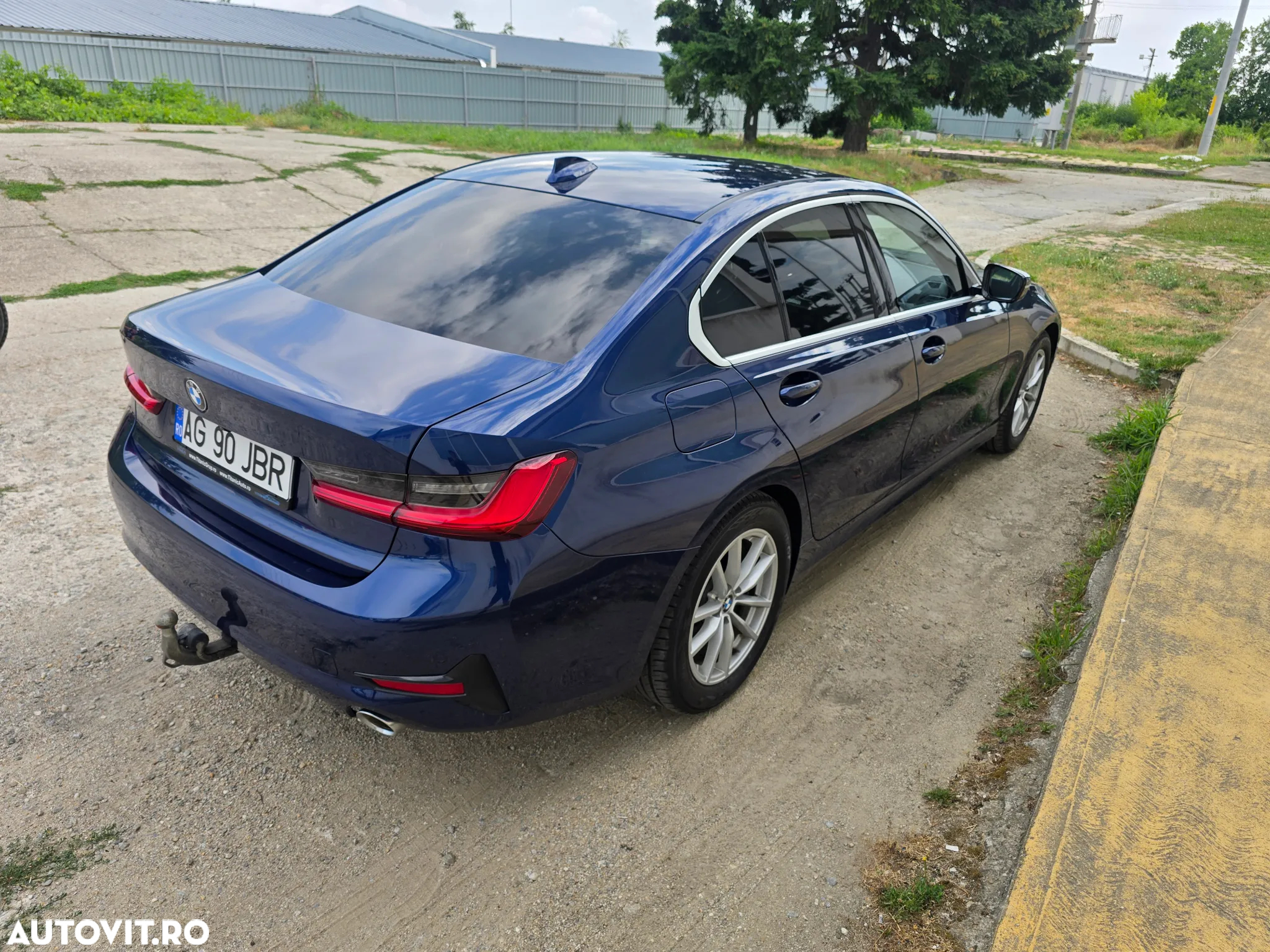BMW Seria 3 320d xDrive AT MHEV - 6