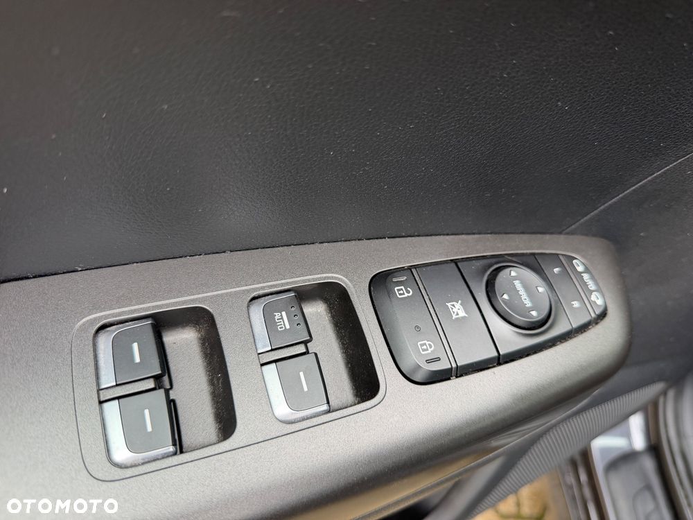 Kia Sportage - 10