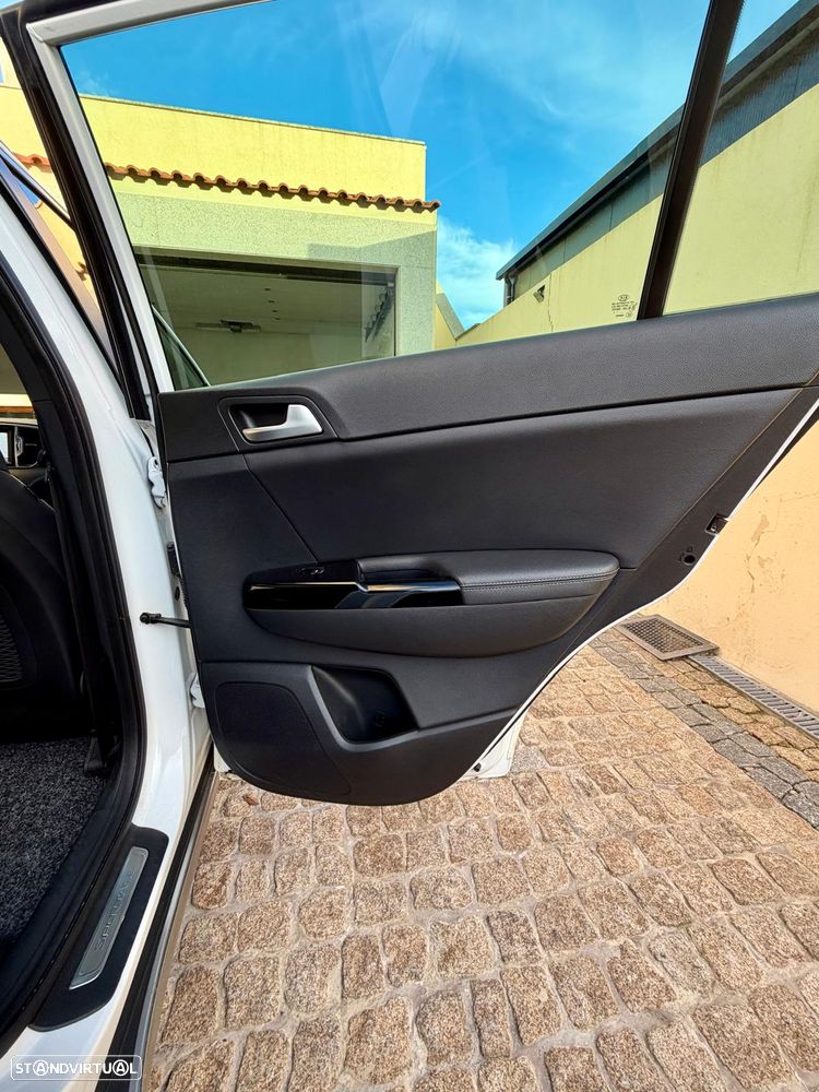 Kia Sportage 1.7 CRDI ISG GT Line 7DCT - 14