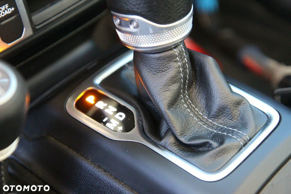 Jeep Wrangler - 35