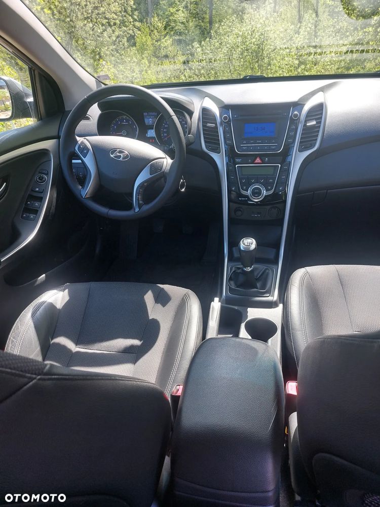Hyundai i30 1.4 Trend - 9