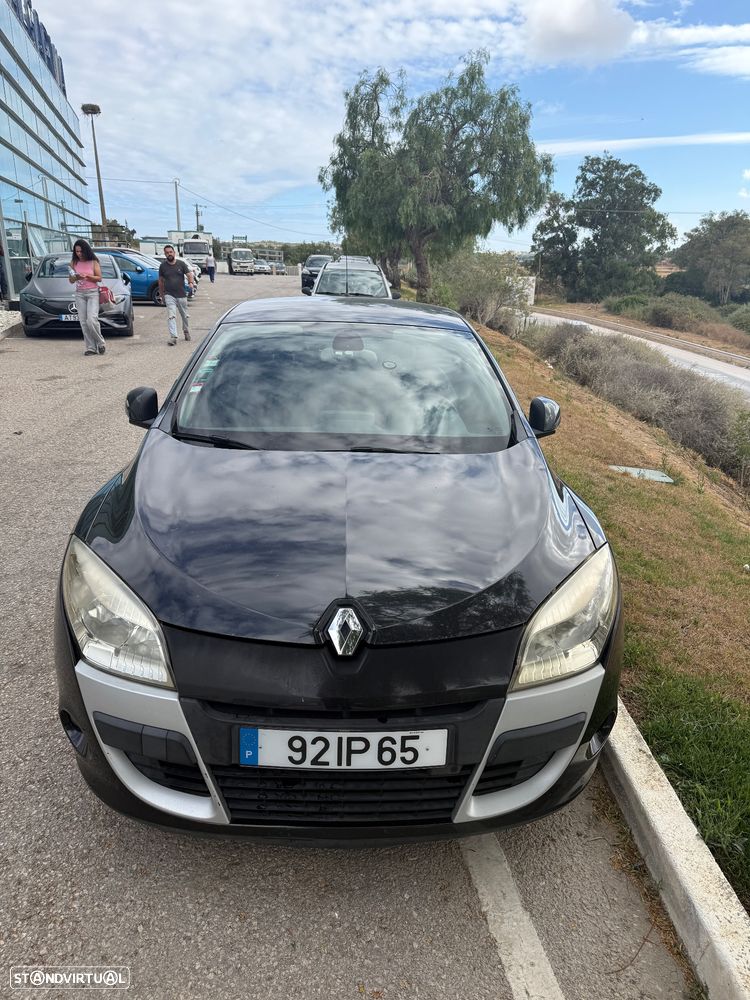 Renault Mégane Coupe 1.5 dCi Dynamique - 1