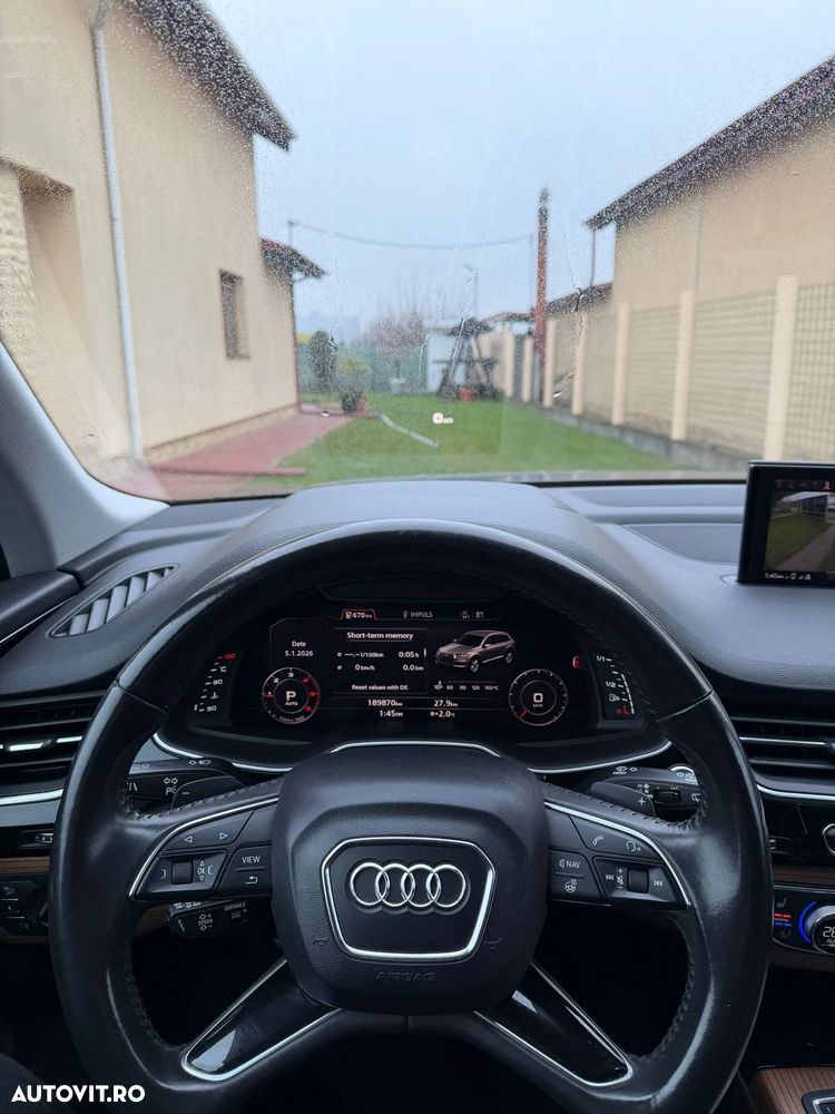 Audi Q7 - 5