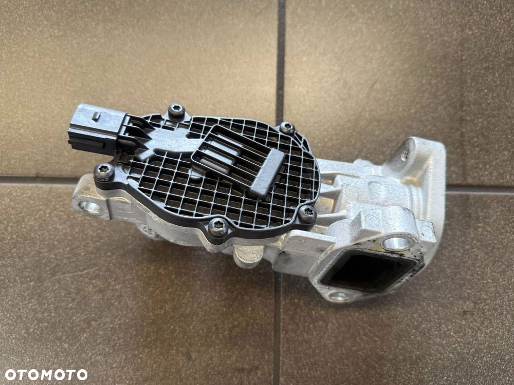 ZAWÓR EGR 1.7 CDTI 55567724 55581958 OPEL ASTRA J MERIVA B MOKKA