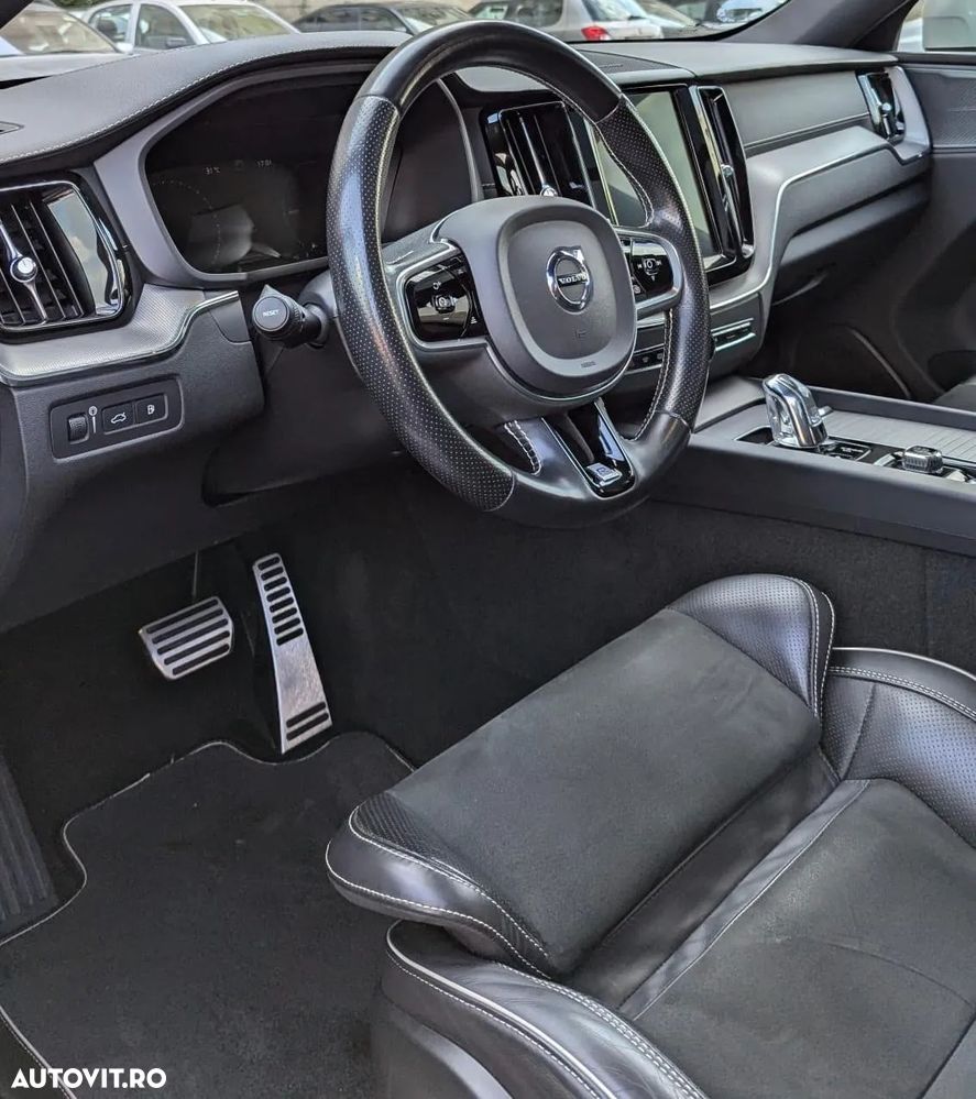 Volvo XC 60 T8 Twin Engine AWD R-Design - 12