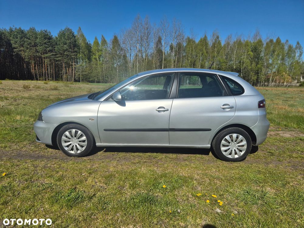 Seat Ibiza 1.4 16V Entry - 4
