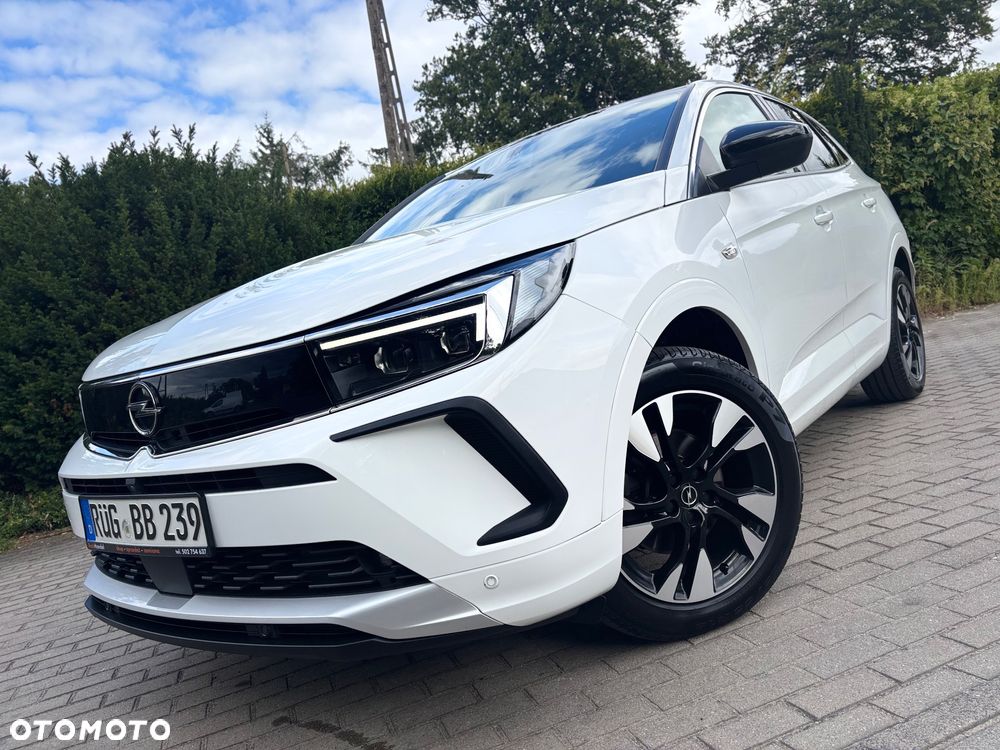 Opel Grandland 1.5 D Automatik Business Edition - 1