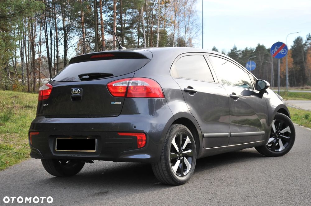 Kia Rio - 14