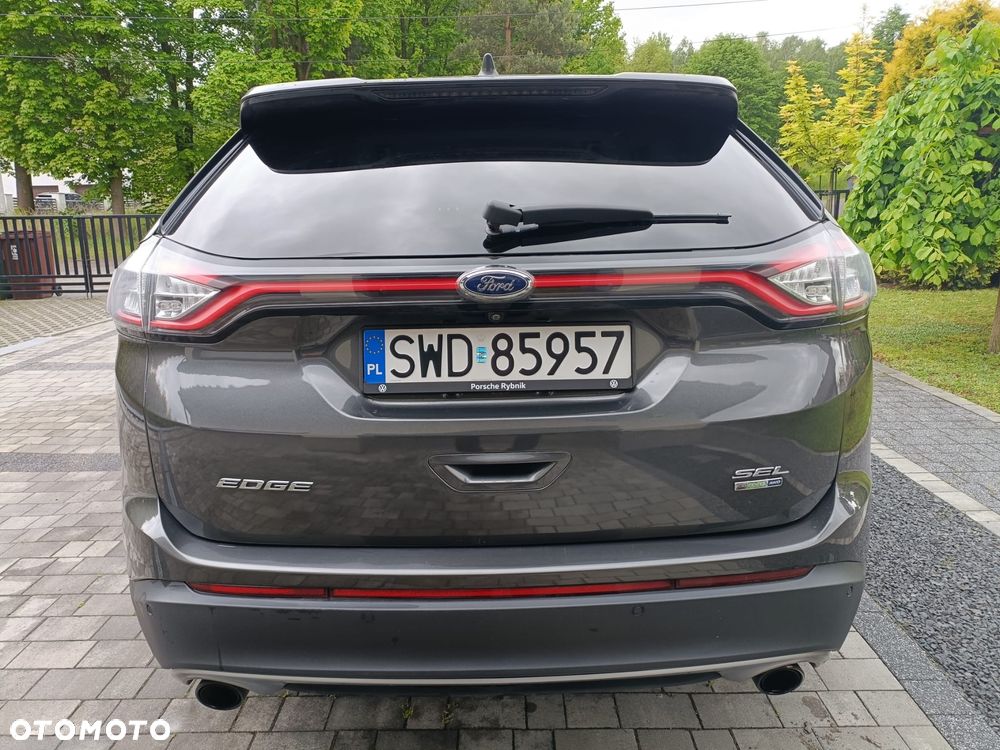 Ford Edge - 4