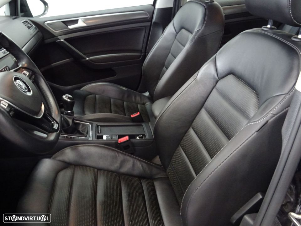 VW Golf Variant 1.6 TDI Confortline - 10