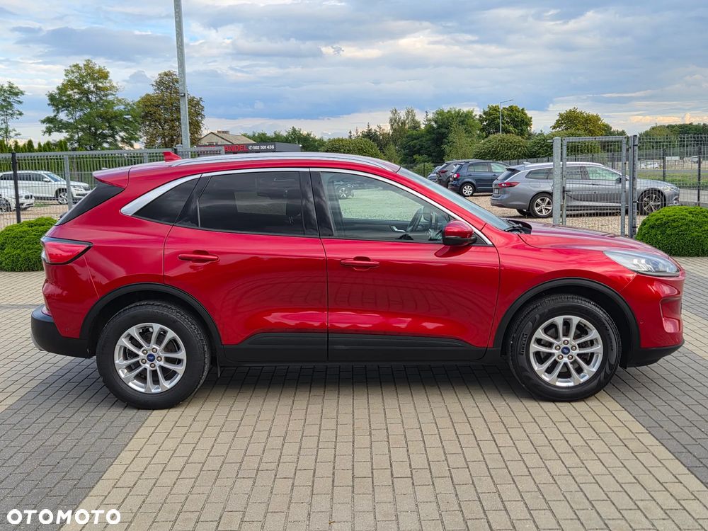 Ford Kuga 1.5 EcoBoost TITANIUM - 8