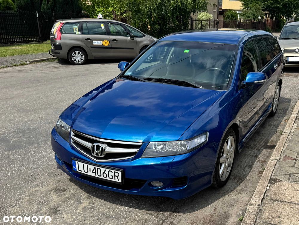 Honda Accord - 1