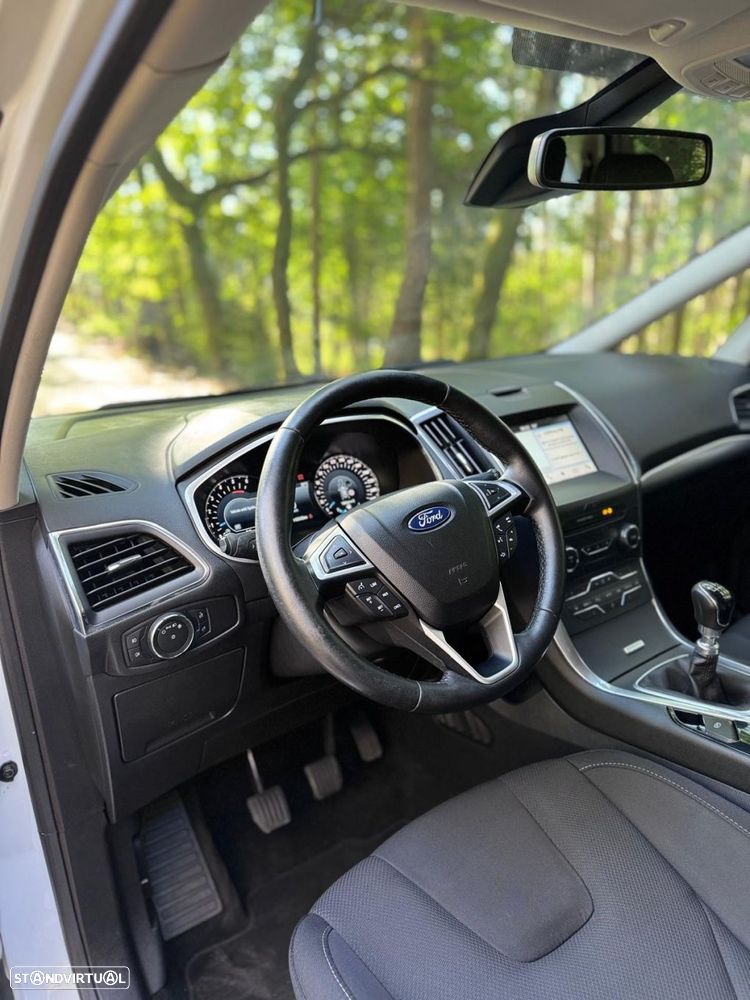 Ford S-Max 2.0 TDCi Titanium - 17