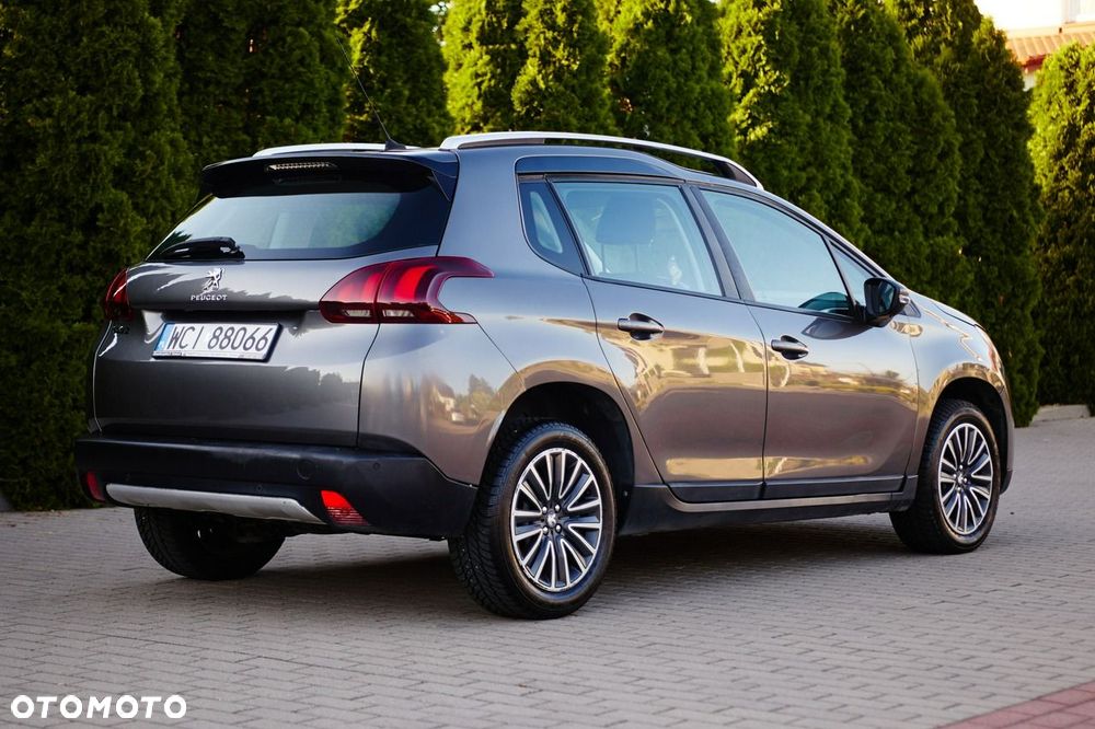 Peugeot 2008 - 9