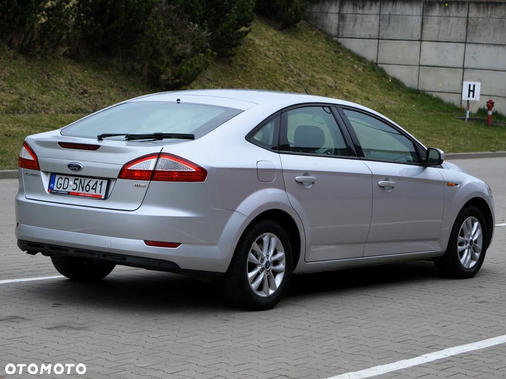 Ford Mondeo 1.8 TDCi Gold X - 2