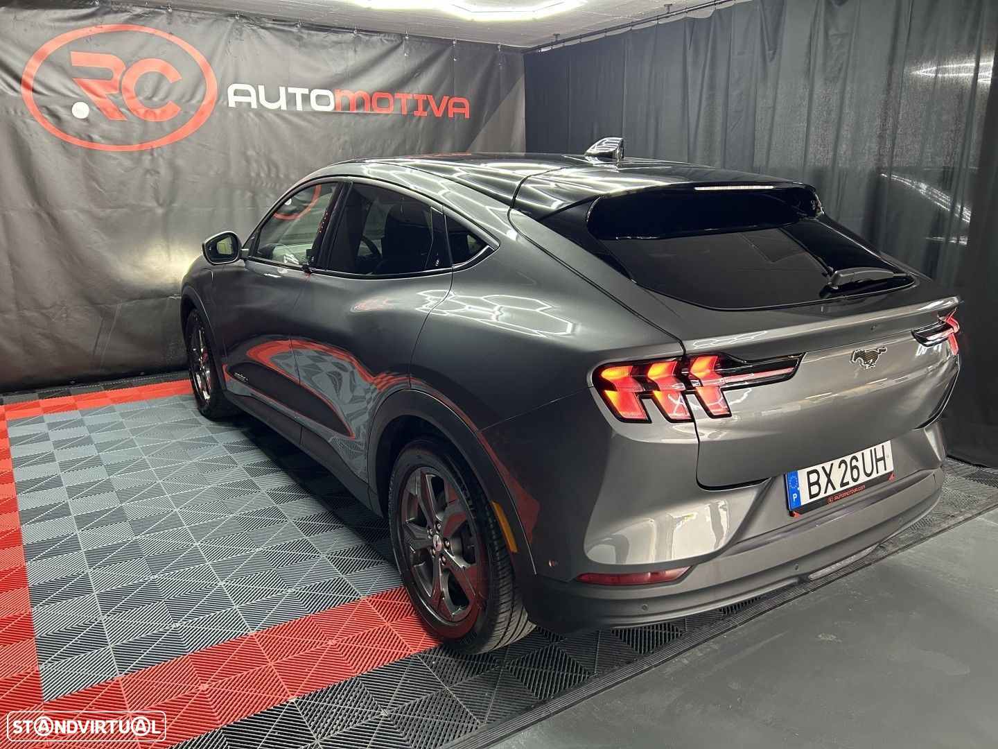 Ford Mustang Mach-E 98.7 kWh Premium - 4