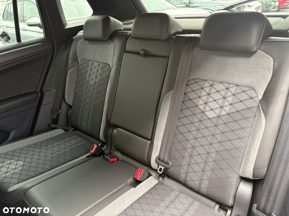 Volkswagen Tiguan - 14