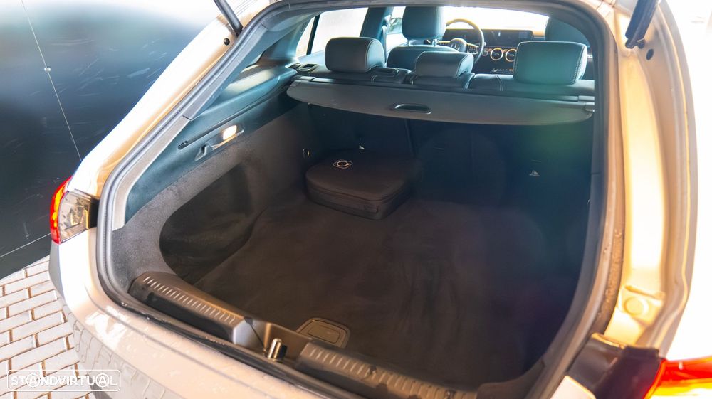 Mercedes-Benz CLA 250 - 9