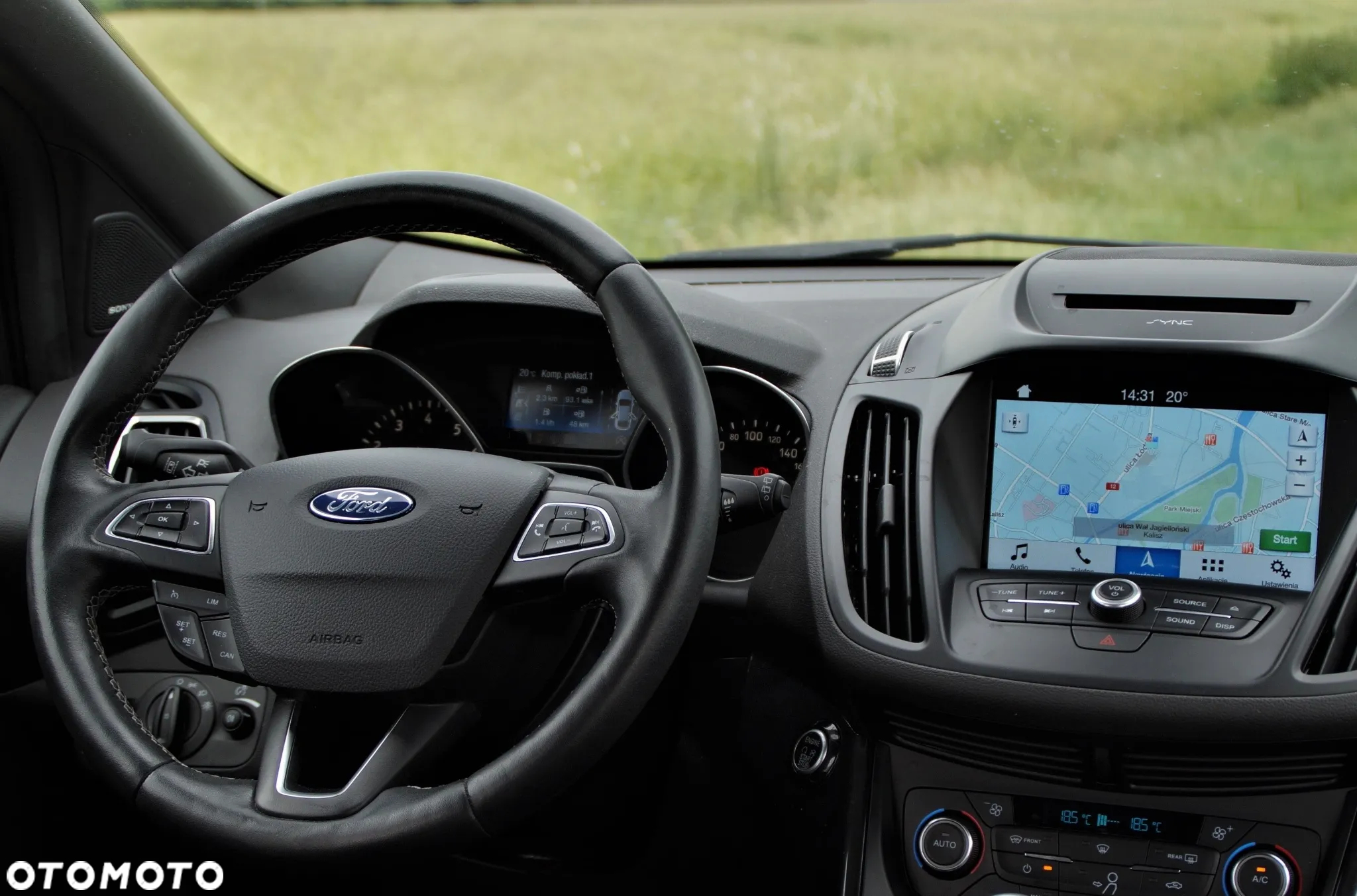 Ford Kuga - 31