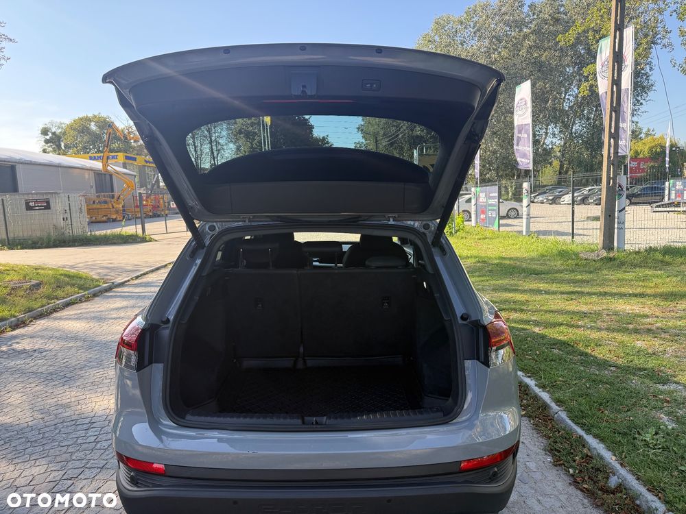 Audi Q4 e-tron 45 77kWh Quattro S Line - 8