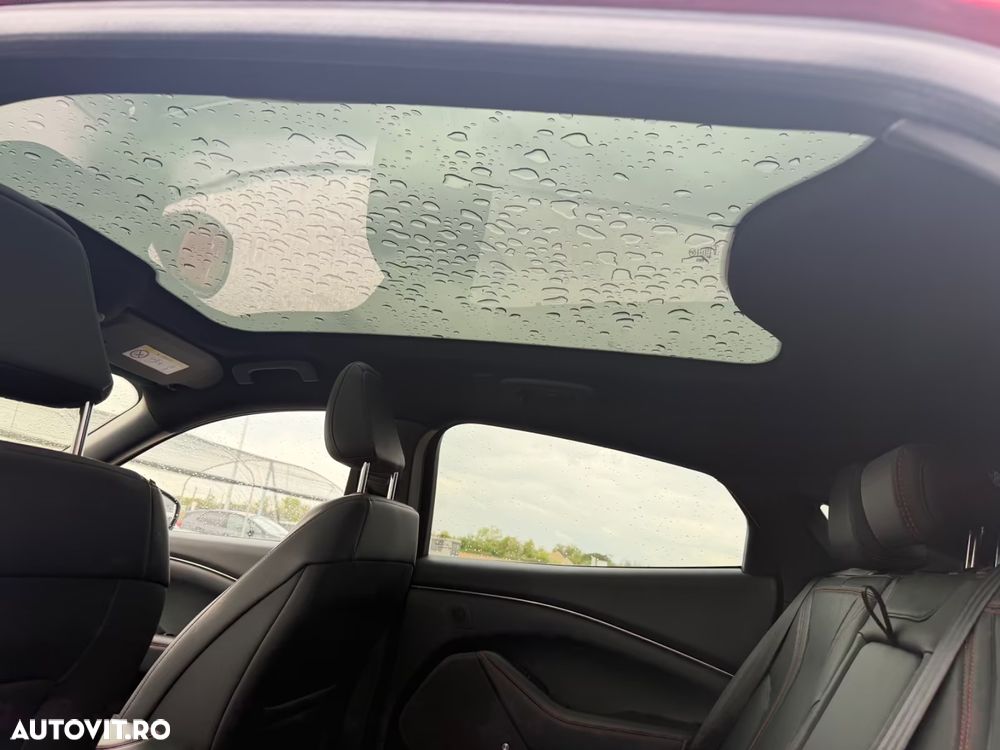 Ford Mustang Mach-E AWD Extended Range 258 kW Premium - 11