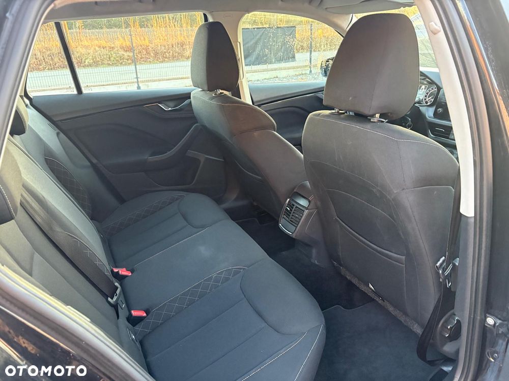 Skoda Kamiq 1.0 TSI DSG Active - 21