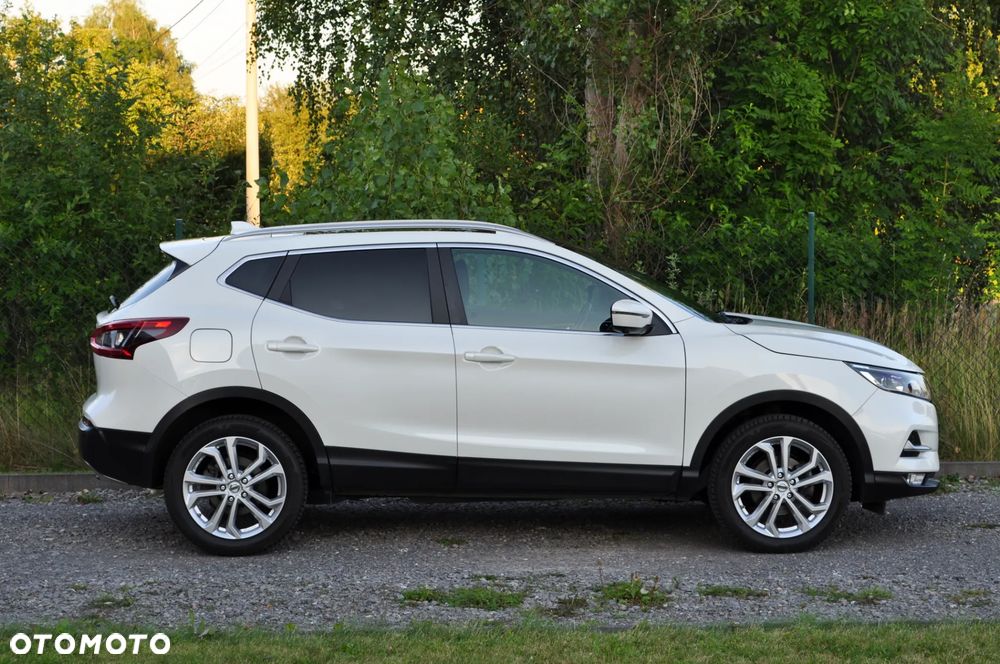 Nissan Qashqai 1.6 DIG-T Tekna+ - 23