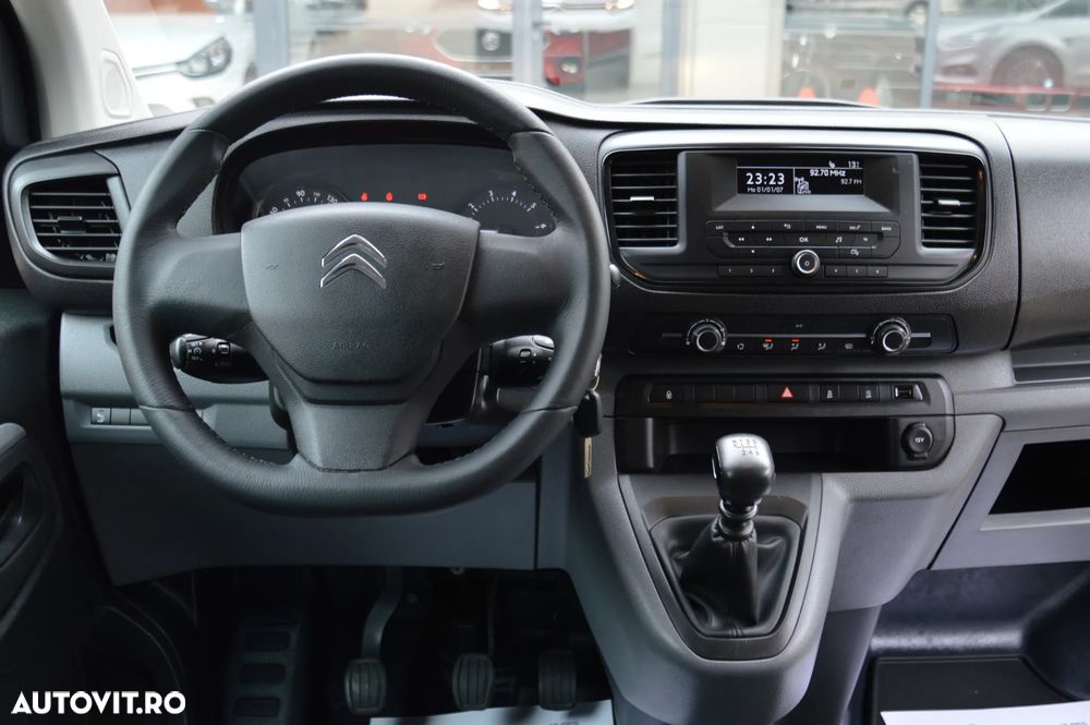 Renault Trafic - 18