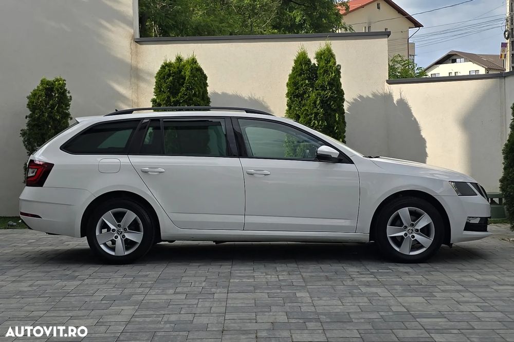 Skoda Octavia - 30