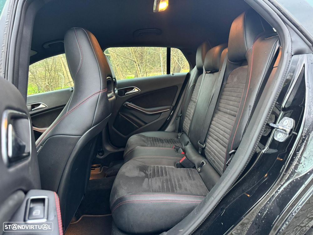 Mercedes-Benz CLA 180 - 27