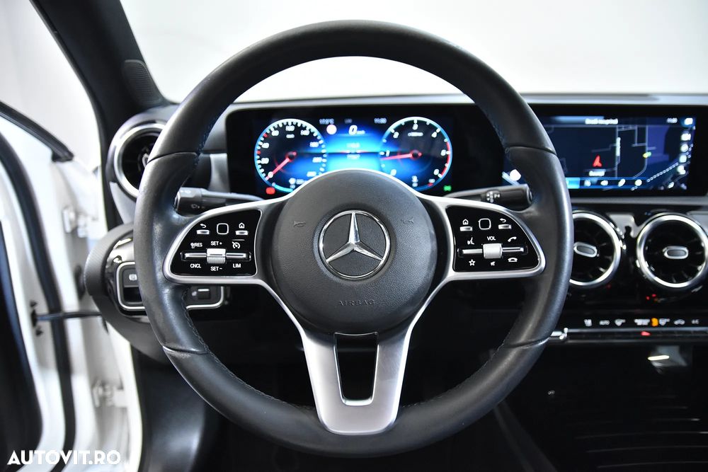 Mercedes-Benz A 200 d Sedan Aut. - 17