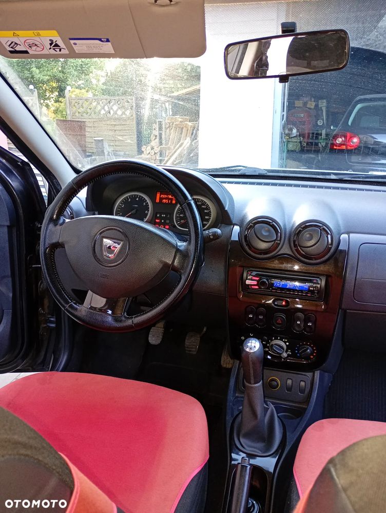 Dacia Duster 1.6 - 8