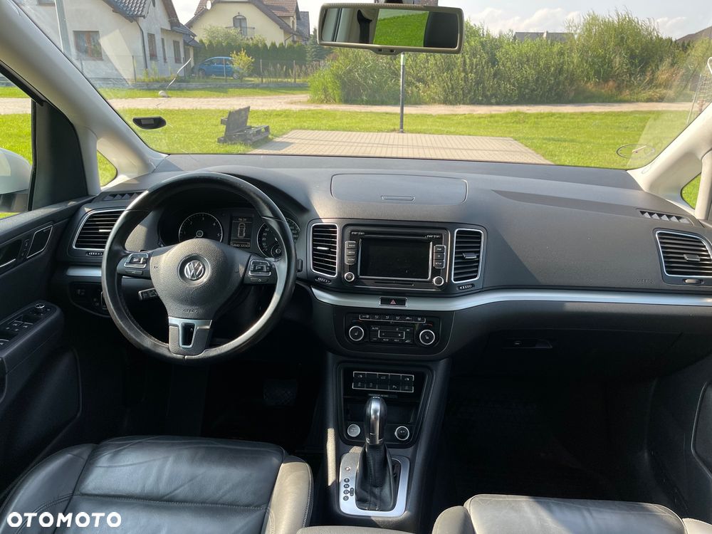 Volkswagen Sharan 2.0 TDI Highline DSG - 18