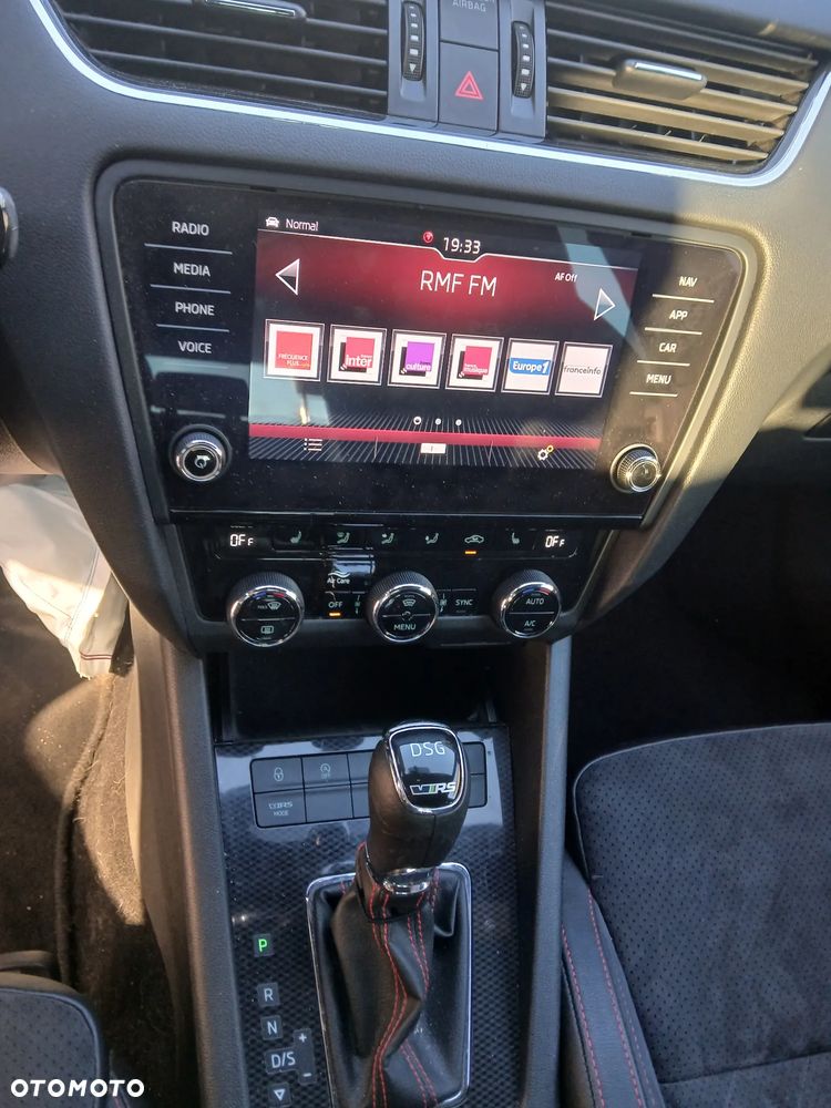 Skoda Octavia 2.0 TDI 4x4 DSG RS - 20