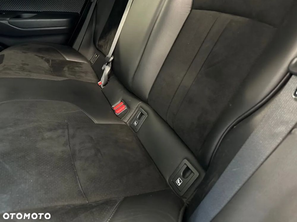 Toyota C-HR 1.8 Hybrid Executive - 19