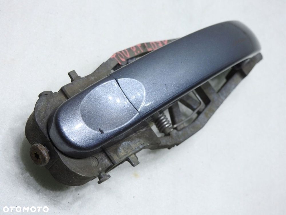 KLAMKA DRZWI PRAWY TYŁ LD7X VW TOURAN - 3